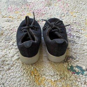 Allbirds small birds (size 5)